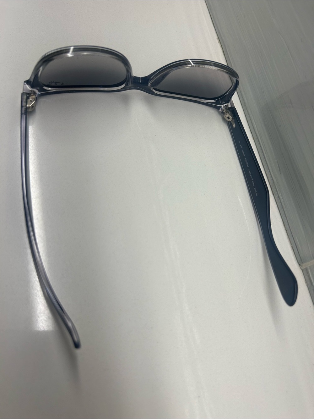 Ray-Ban Navy Polarized Sunglasses - Picture 5 of 6